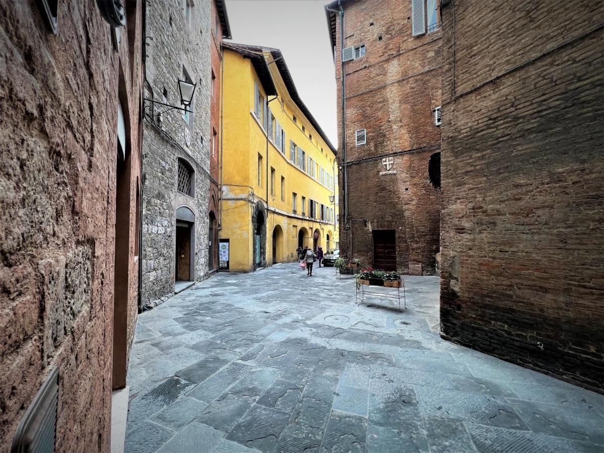 Kami-Central Beautiful Apartment Over The Roofs Siena Eksteriør bilde