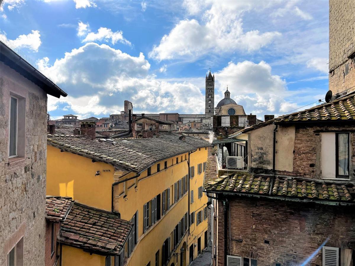 Kami-Central Beautiful Apartment Over The Roofs Siena Eksteriør bilde